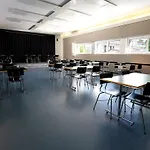 Youth * לוקרנו