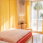 Youth Hostel *