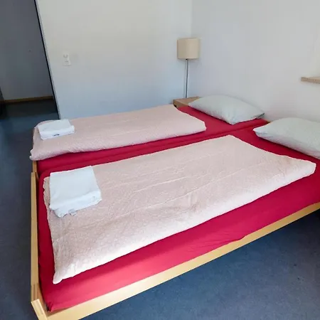 بيت شباب Youth *